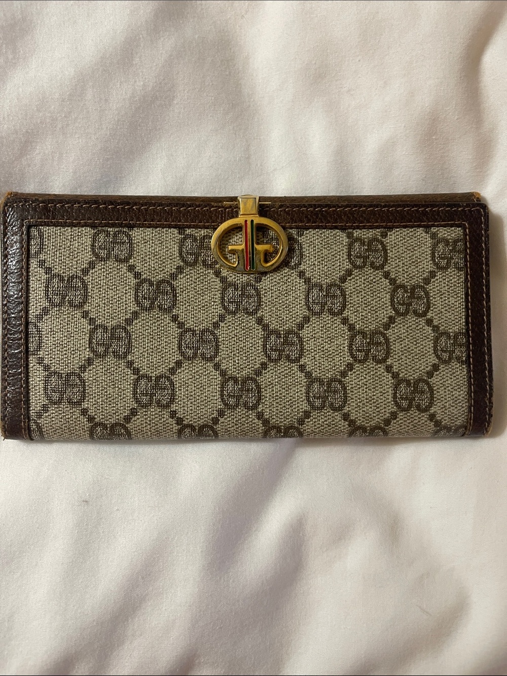 Gucci long flap continental wallet, GG supreme monogram canvas